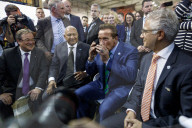 PEOPLE - Bonn: Arnold Schwarzenegger auf der Abschlussveranstaltung des Gipfel der Städte und Regionen 