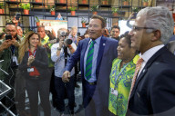 PEOPLE - Bonn: Arnold Schwarzenegger auf der Abschlussveranstaltung des Gipfel der Städte und Regionen 