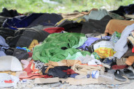 NEWS - Italien: Wegen überfüllten Camps hausen Flüchtlinge unter Hochstrassen