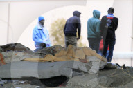 NEWS - Italien: Wegen überfüllten Camps hausen Flüchtlinge unter Hochstrassen