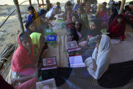 REPORTAGE - Alltag der Rohingya im Flüchtlingscamp in Bangladesch