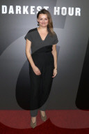 PEOPLE - Promis an der 'Darkest Hour' Premiere in New York