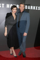 PEOPLE - Promis an der 'Darkest Hour' Premiere in New York