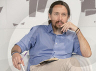 NEWS - Spanien überdenken: Podemos Parteichef Pablo Iglesias bei einer Podiumsdiskussion in Madrid
