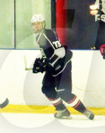 PEOPLE - Selena Gomez begleitet Justin Bieber zum Eishockeytraining