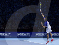 PEOPLE - Tennis ATP Finals in London: Roger Federer bezwingt Marin Cilic
