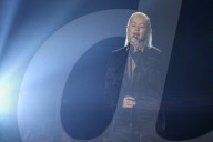 PEOPLE - American Music Awards: Christina Aguilera ehrt Withney Houston