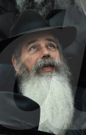 NEWS - Brooklyn: Gruppenfoto mit Orthodoxen Rabbiner