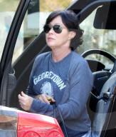 EXKLUSIV - Shannen Doherty auf Bummel-Tour in Malibu
