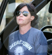 EXKLUSIV - Shannen Doherty auf Bummel-Tour in Malibu