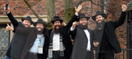NEWS - Brooklyn: Gruppenfoto mit Orthodoxen Rabbiner