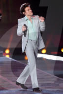 PEOPLE - Harry Styles gibt alles bei der Victoria's Secret Show in Shanghai