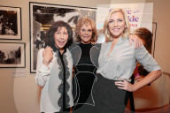 PEOPLE - Lily Tomlin und Jane Fonda stehen zu "Grace and Frankie" red und antwort