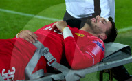 PEOPLE - Fussball: Roman Bürki nach Zusammenprall mit Tottenhams Fernando Llorente offenbar nicht schwerer verletzt