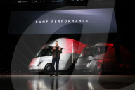 NEWS - Elon Musk zeigt die neusten Tesla Modelle