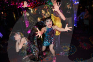 PEOPLE - Michael Halpern und seine crazy Modenschau in London