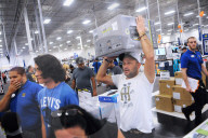 NEWS - Das grosse Shoppen kann losgehen: Black Friday Einkauf