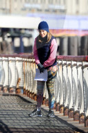PEOPLE - Jennifer Lopez und Vanessa Hudgens joggen auf dem Filmset