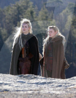 PEOPLE - Emma Stone und Julia Garner auf dem Set von "Maniac"