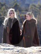 PEOPLE - Emma Stone und Julia Garner auf dem Set von "Maniac"
