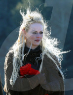 PEOPLE - Emma Stone und Julia Garner auf dem Set von "Maniac"