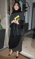PEOPLE - Promis an der 'Lady Garden Gala for a Gynaecological Cancer Fund' Gala im Claridges Hotel in London