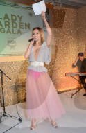 PEOPLE - Promis an der 'Lady Garden Gala for a Gynaecological Cancer Fund' Gala im Claridges Hotel in London