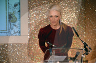 PEOPLE - Promis an der 'Lady Garden Gala for a Gynaecological Cancer Fund' Gala im Claridges Hotel in London