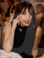 PEOPLE - Promis an der 'Lady Garden Gala for a Gynaecological Cancer Fund' Gala im Claridges Hotel in London
