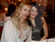 PEOPLE - Promis an der 'Lady Garden Gala for a Gynaecological Cancer Fund' Gala im Claridges Hotel in London