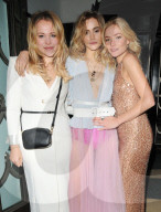PEOPLE - Promis an der 'Lady Garden Gala for a Gynaecological Cancer Fund' Gala im Claridges Hotel in London