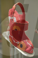 PEOPLE - Madrid: Manolo Blahnik in seiner Ausstellung im Museum für Decorative Arts