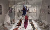 PEOPLE - Madrid: Manolo Blahnik in seiner Ausstellung im Museum für Decorative Arts