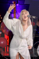 PEOPLE - London: Promis feiern an Elton John's 'AIDS Foundation' Gala