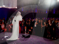 PEOPLE - London: Promis feiern an Elton John's 'AIDS Foundation' Gala