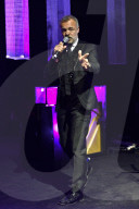 PEOPLE - London: Promis feiern an Elton John's 'AIDS Foundation' Gala