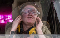 PEOPLE - Gruselig: Karaoke im Insektenverseuchten Auto im Dschungelcamp