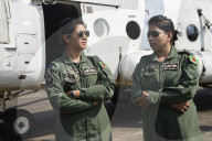 REPORTAGE - Bangladesch hat seine ersten Militär-Pilotinnen