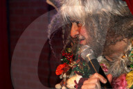 FEATURE - Bad Santa: New York hat seine Anti-Weihnachtsbar Jingle Hell's