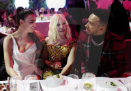 PEOPLE - Fashion Awards in London - Das Empfangs-Dinner