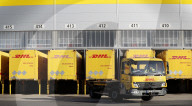 REPORTAGE - Rundgang im Amazon Versandlager in Rheinberg
