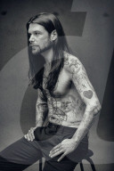 STUDIO - Simon Neil