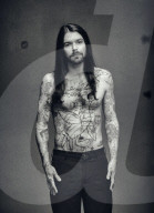 STUDIO - Simon Neil