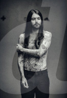STUDIO - Simon Neil