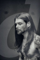STUDIO - Simon Neil