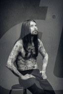 STUDIO - Simon Neil