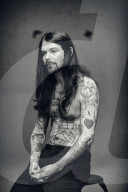 STUDIO - Simon Neil