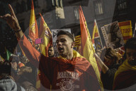 NEWS - Barcelona demonstriert Zusammenhalt