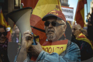 NEWS - Barcelona demonstriert Zusammenhalt