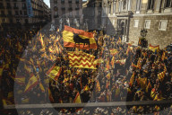 NEWS - Barcelona demonstriert Zusammenhalt